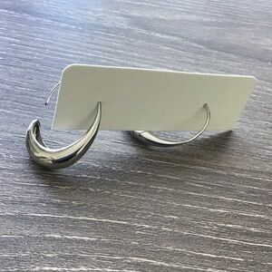 Elegant Silver Hoop Earrings